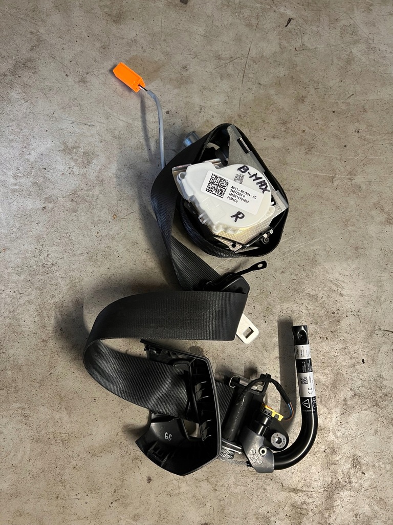 фото №1, B-max pas безопасности правый 2015r