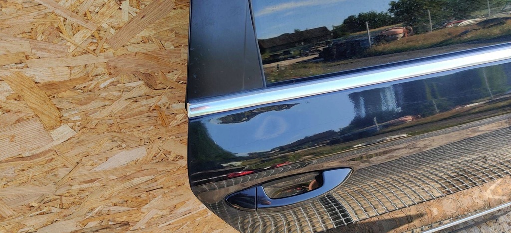 фото №8, Volkswagen passat b6 kombi правое дверь задние задняя чёрные