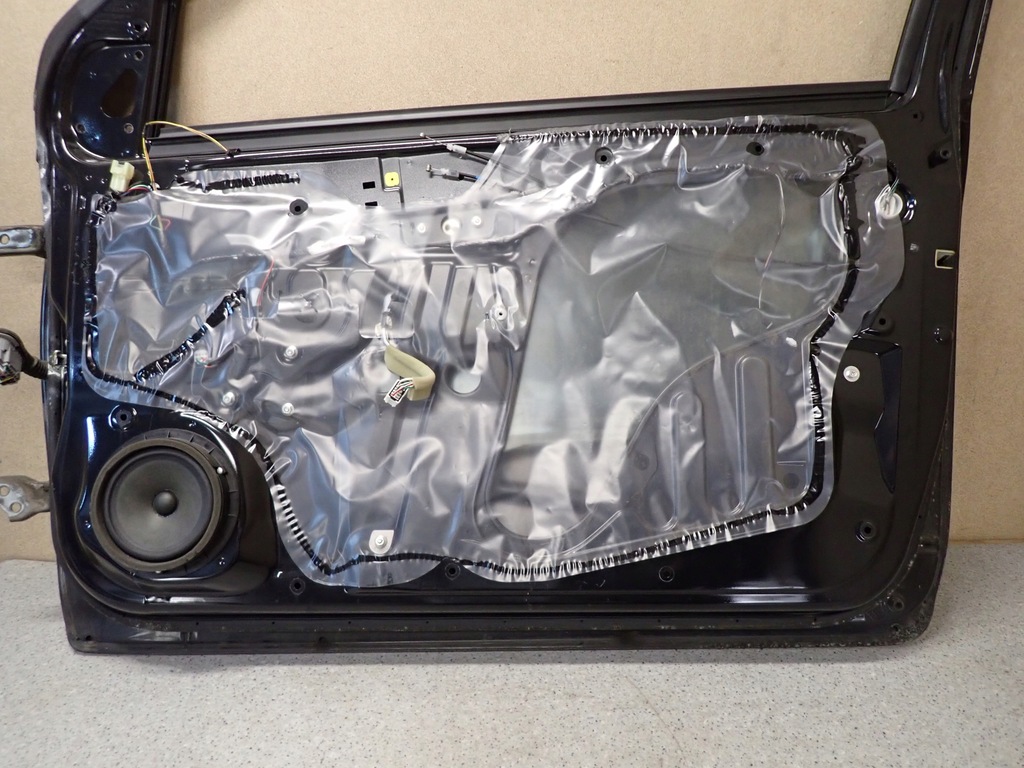 фото №11, Suzuki swift mk7 3d 10- двері праве zce