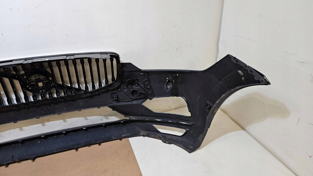 фото №15, Бампер перед передній решітка радіатора volvo xc60 ii 31425160