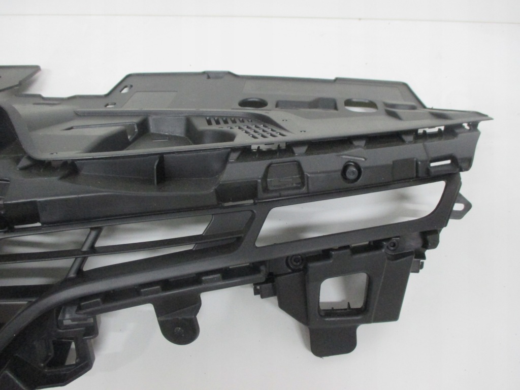 Решітка  решітка радіатора renault clio iv 622563184r Оригінал