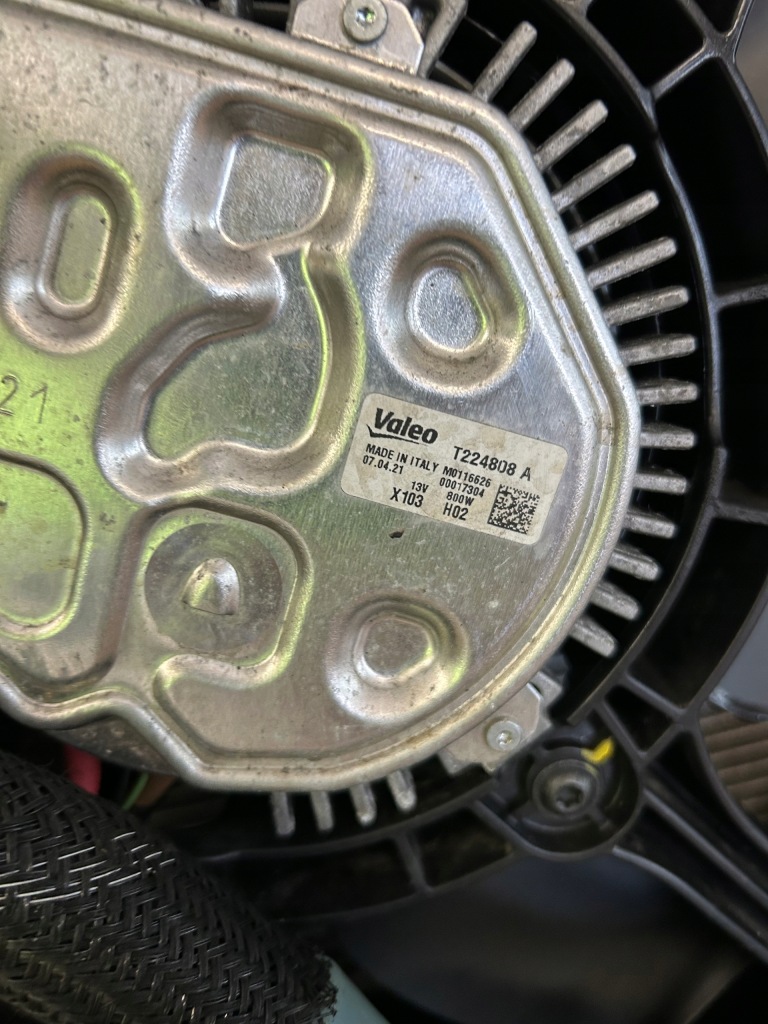 Kompetny ремінь з радіаторами dacia duster 3 1.5 blue dci Ціна