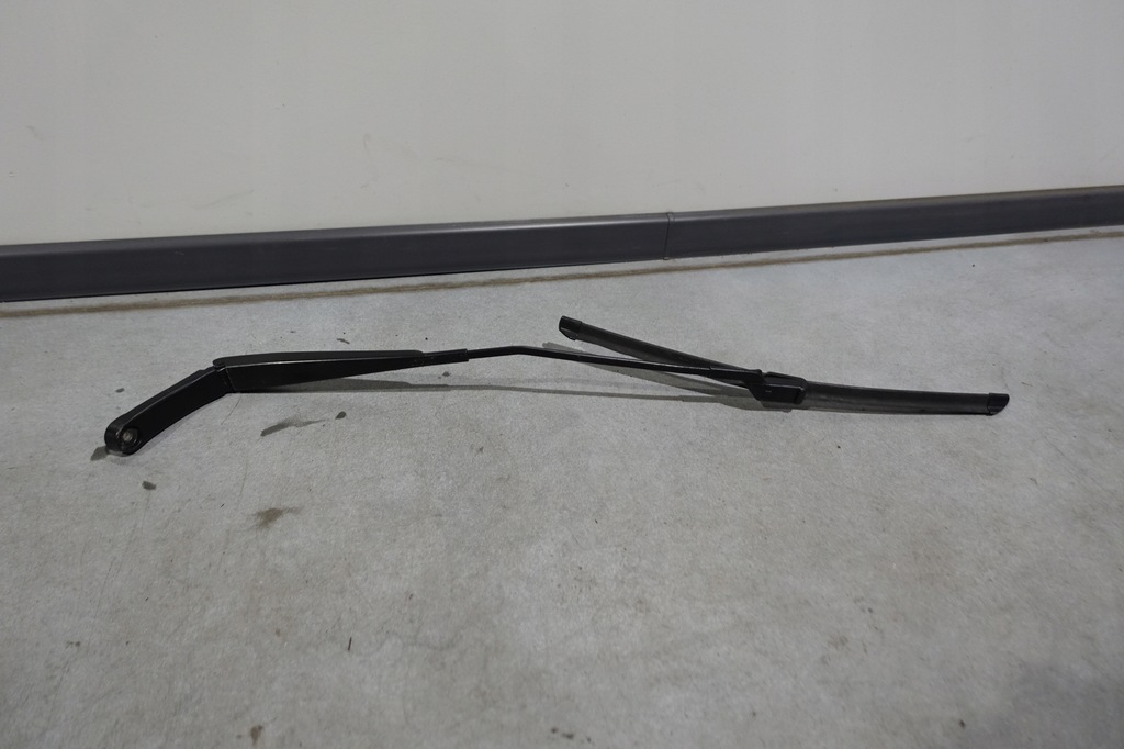 фото №1, Vw golf vi eos рычаг дворники правое