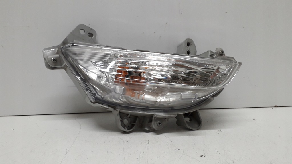 фото №8, Mazda 3 13-16 поворотник левый передний k2442