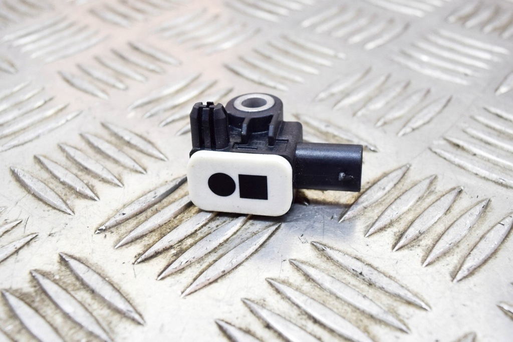 фото №5, Bmw 2 coupe f22 218i датчик удару з правої сторони 9234989 1.50 бензин