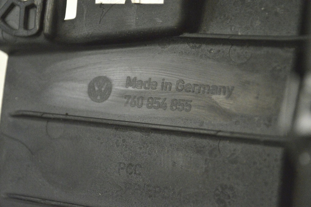 фото №5, Volkswagen touareg iii 2019 ліва сторона бризковики задні