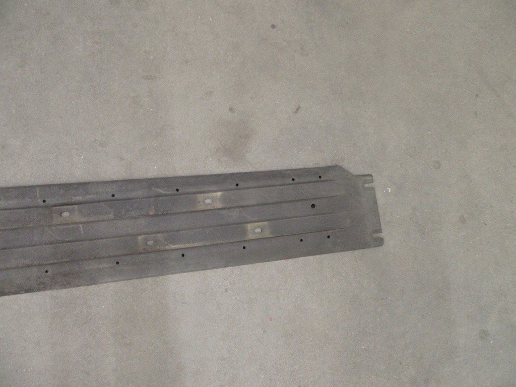 фото №10, Молдинг кронштейн поріг ліва bmw e38