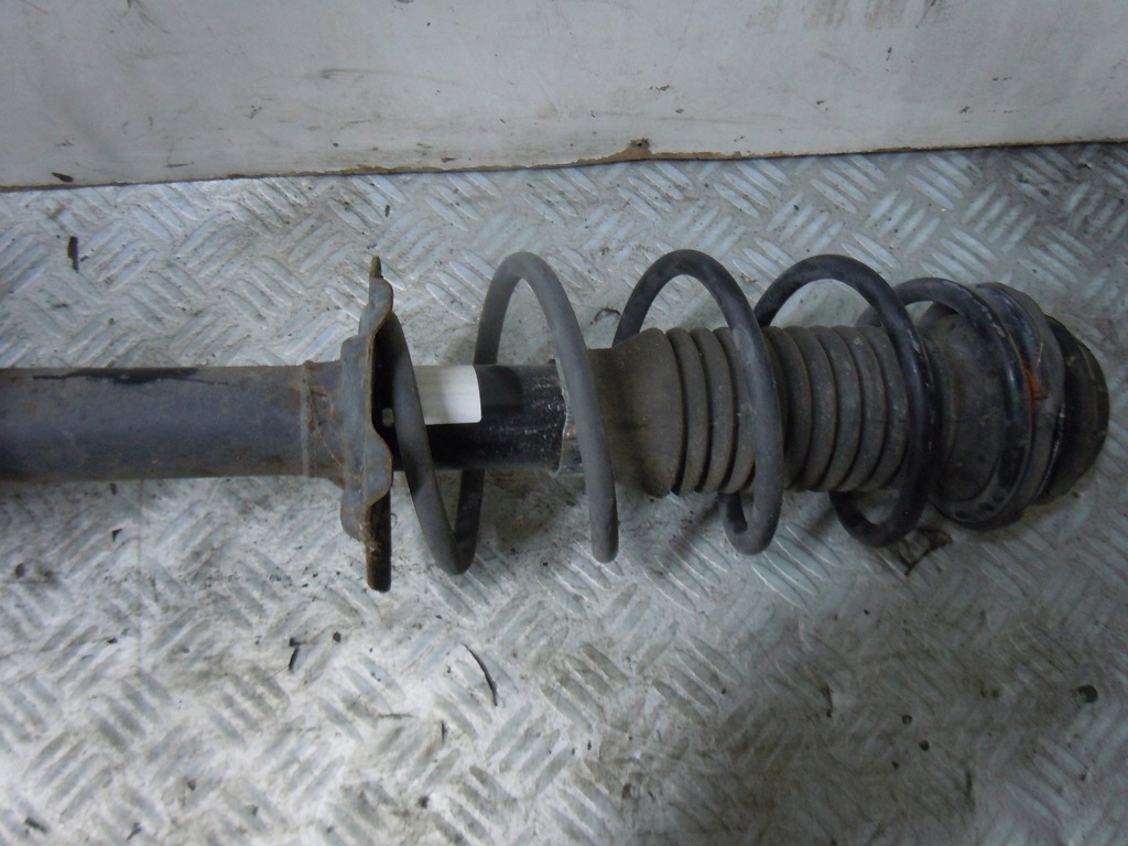 фото №5, Поворотный кулак амортизатор правый перед peugeot 107 c1