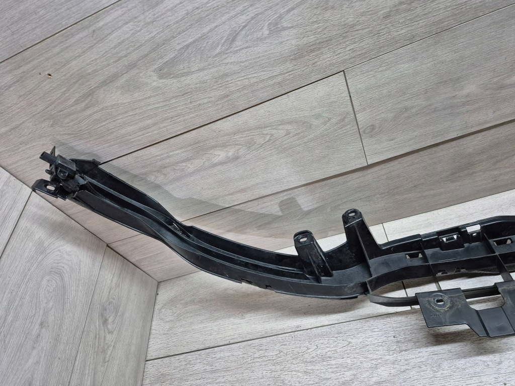 15779. evoque абсорбер бампер перед k8d2-17d926-bc Зі Шроту