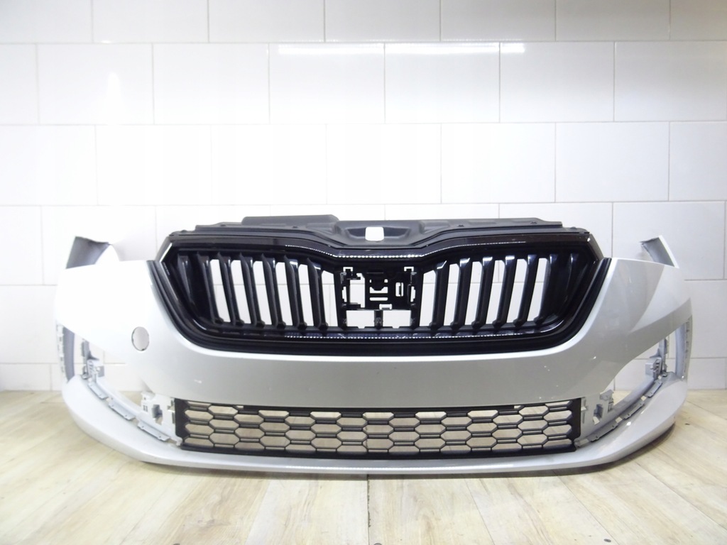 фото №1, Skoda scala 657807221 бампер перед передний