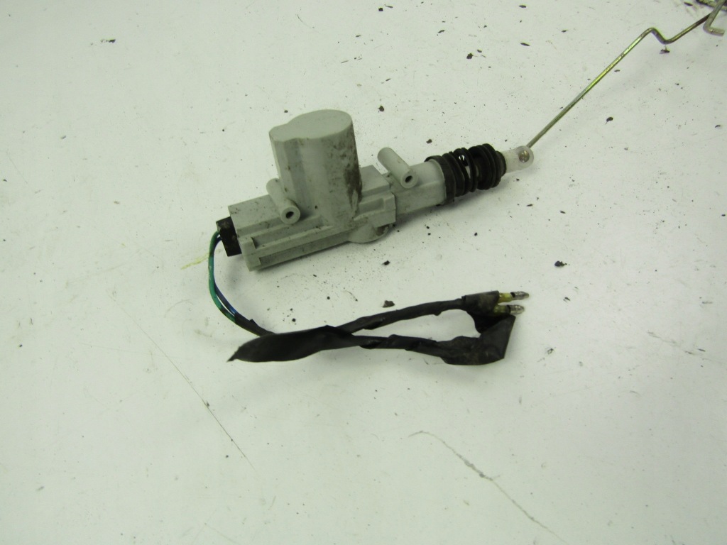 Купити Dacia logan 2 привід замка двері