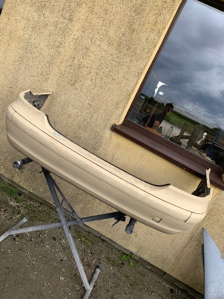 фото №1, Бампер задня mercedes w211