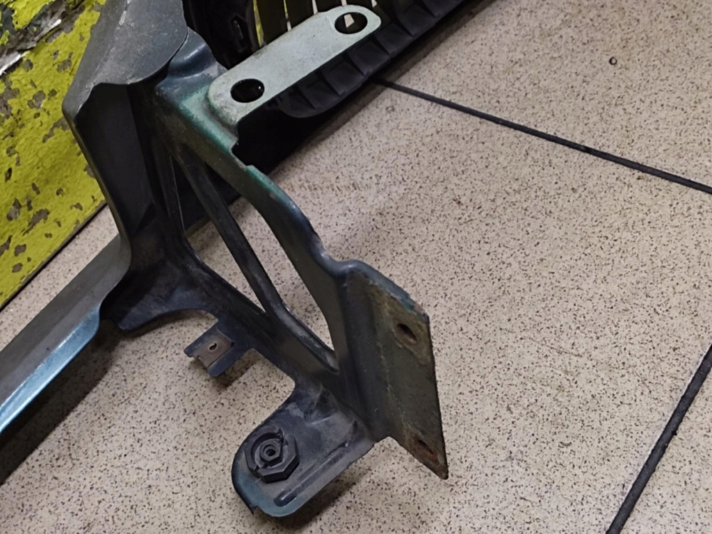 Bmw e36 compact решётка радиатора решётка радиатора Киев