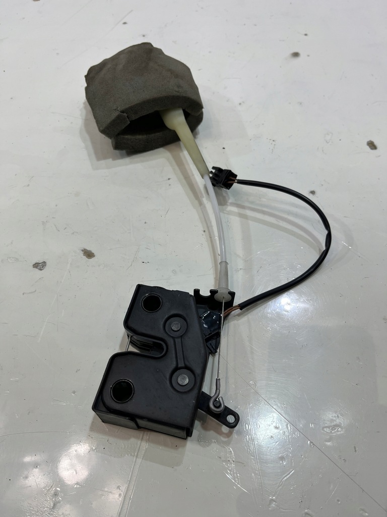 фото №1, Замок кришки задня porsche cayman boxster 987 98751205301