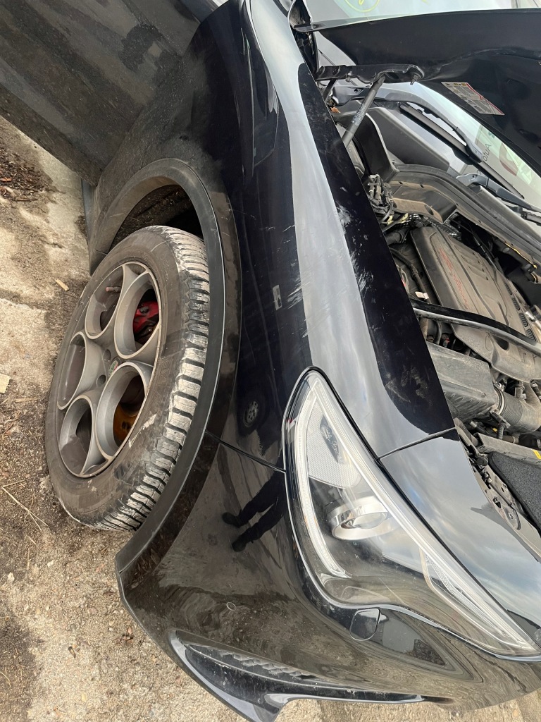 фото №3, Alfa romeo stelvio чверть ліва передня поріг блок двигуна частини 2018-