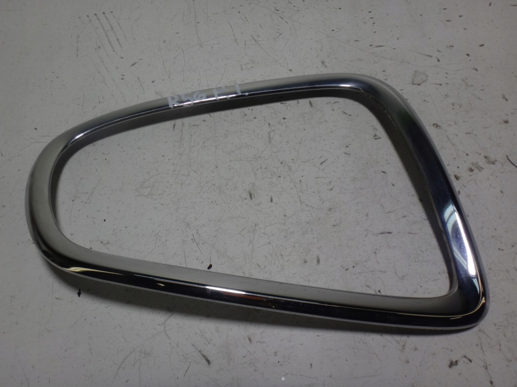 Купить Рамка лампы правый задний  хром mini r56 r57