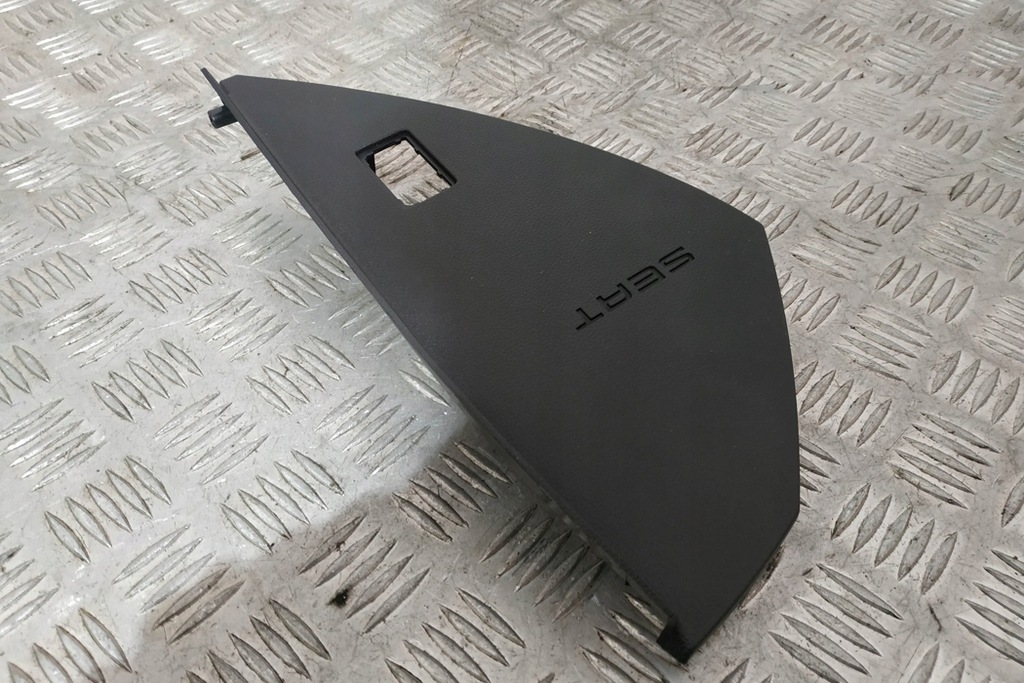 фото №8, Бічний накладки декоративні панелі приладової панелі seat ibiza v kj1 6f1857086e 1.0l