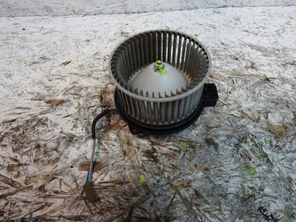 фото №1, Mazda 6 повітродувка повітря 872700-0371