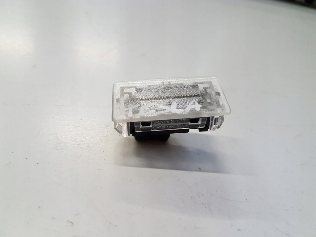 фото №2, Лампа освітлення кабіни tesla model 3 lift 21-