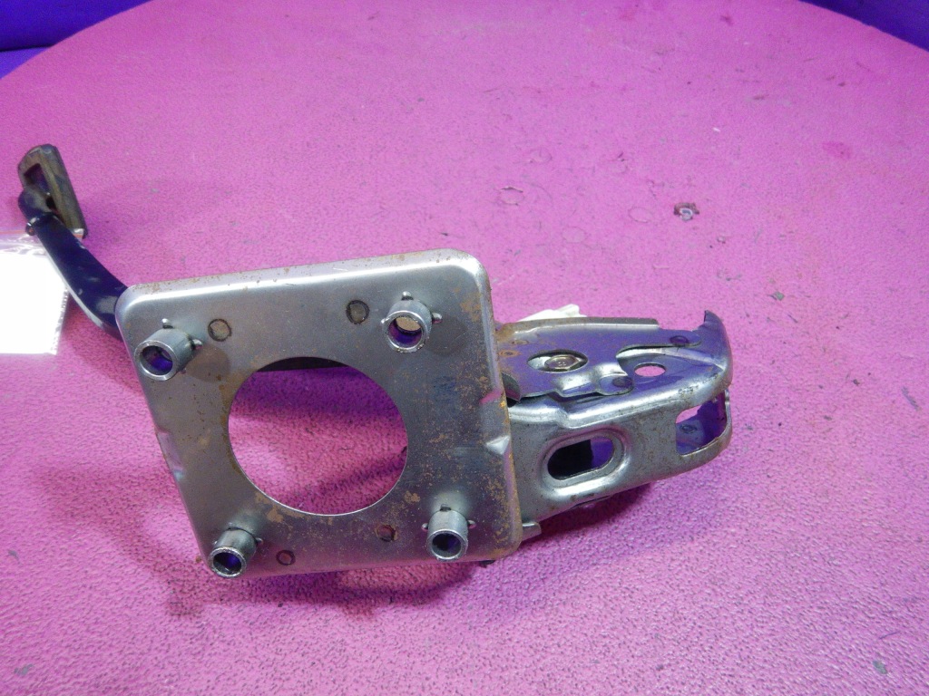 фото №3, Toyota corolla verso ii 2,0 d4d педаль гальма