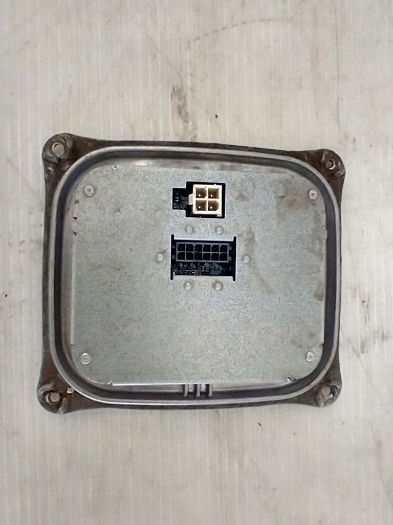 фото №1, Mercedes s-klasa w221 lift модуль преобразователь света ксенон a2168203789