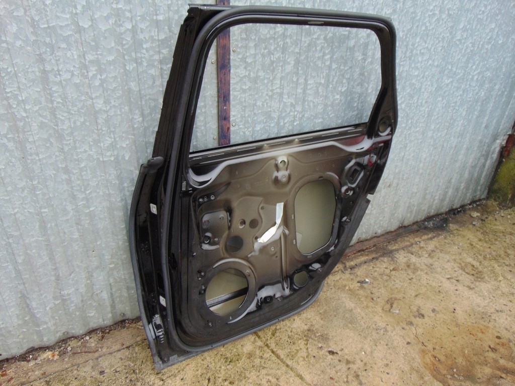 фото №13, Двері правий задня audi a6 c8 kombi чорні