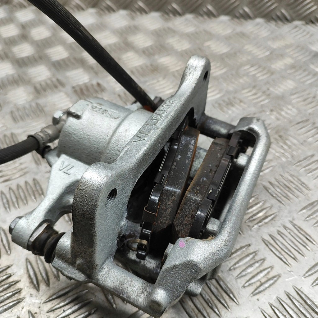 фото №6, Toyota yaris cross 2022 левая сторона суппорт тормозной передний