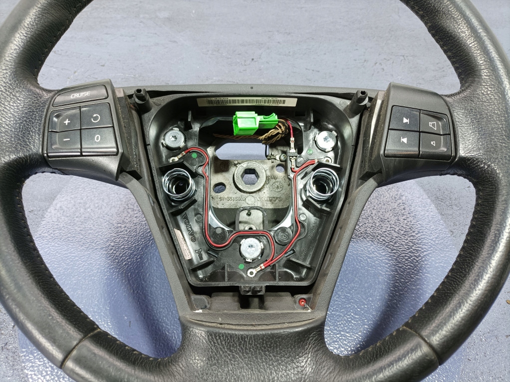 фото №5, Volvo v50 s40 ii воздуховод многофункциональный кожа 30723664