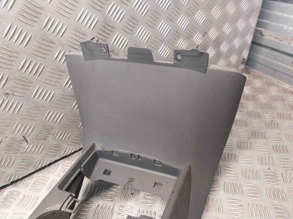 фото №9, Туннель средний подлокотник volvo s40 ii 8687407 8687408