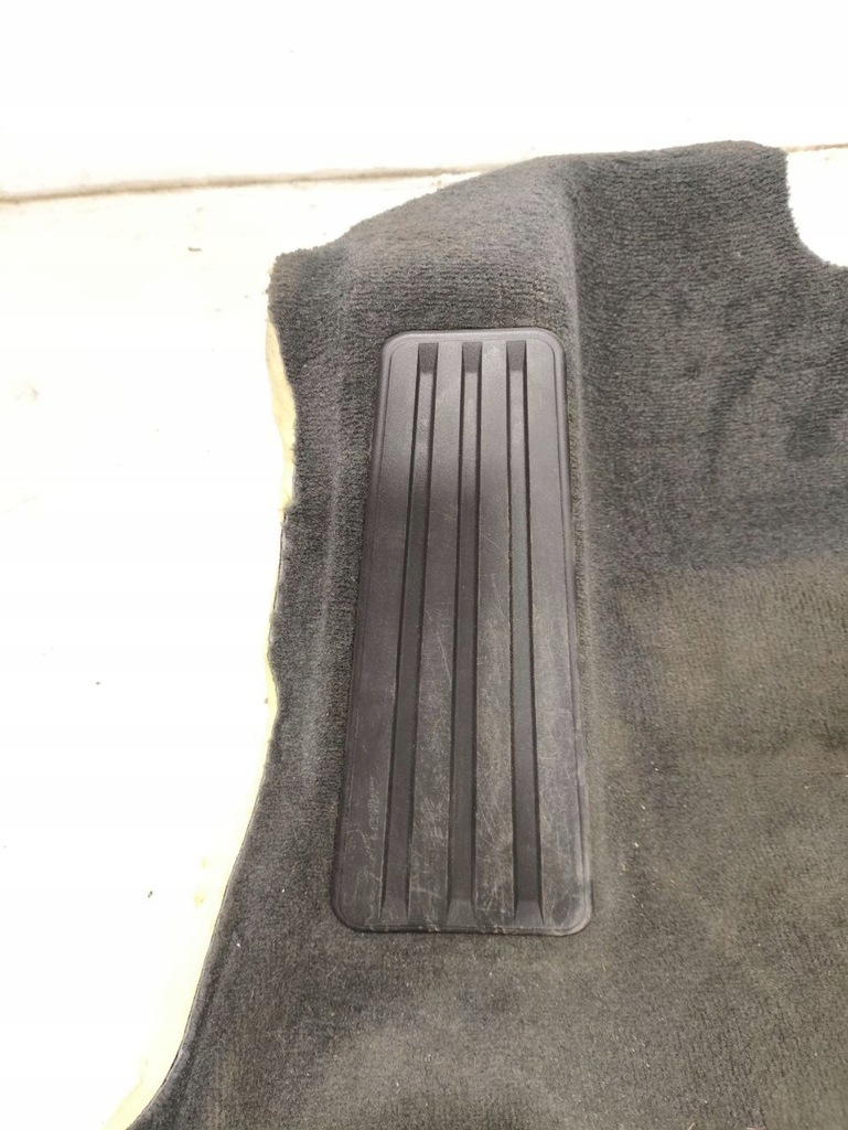 фото №5, Porsche taycan 9j1 2022 килимок внутрішній 9j1863101b