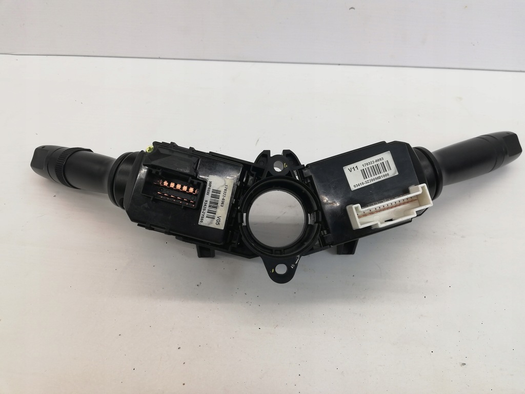 фото №7, Hyundai i40 рычаг поворотники дворник