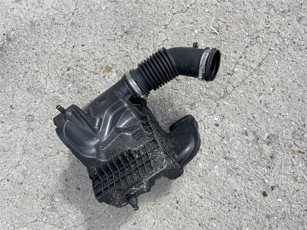 фото №5, Корпус фильтра воздуха 1.3 tce 16500006427r renault kangoo 4 iv townstar