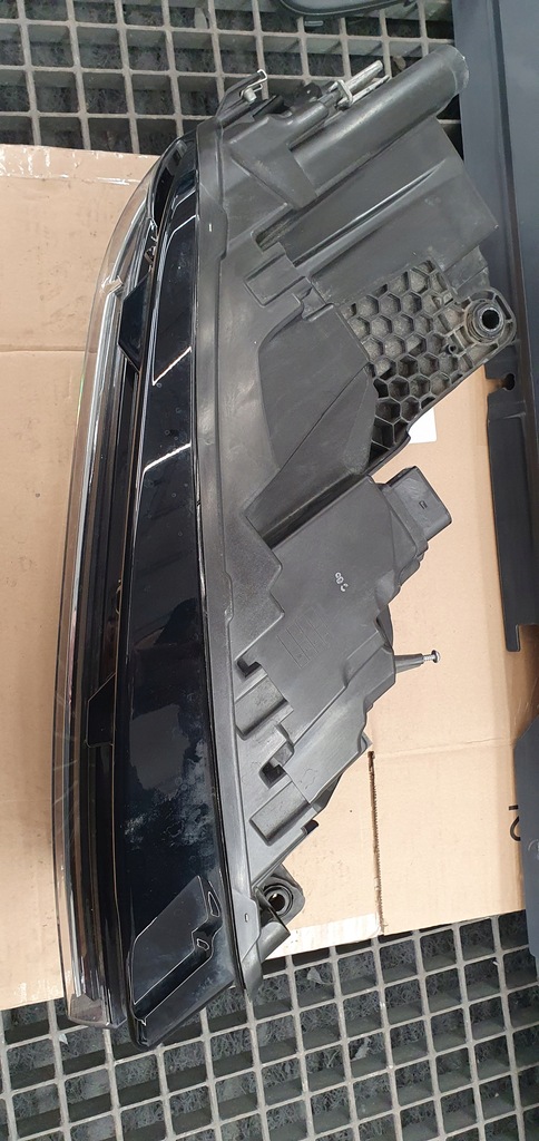 фото №9, Touareg 3 760 rh lub lh лампа перед fullled комплектная 761941036a 761941035a