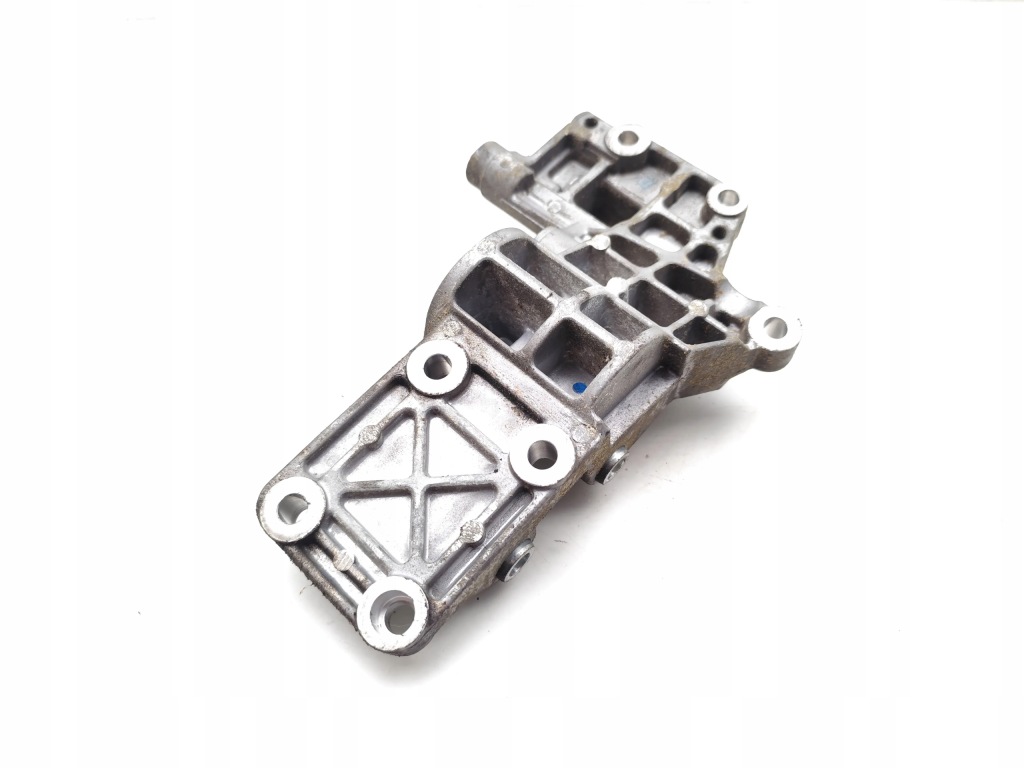 Jeep compass кронштейн генератора 2.4 4x4 бензин 125kw 170 hp 2012 suv Недорого