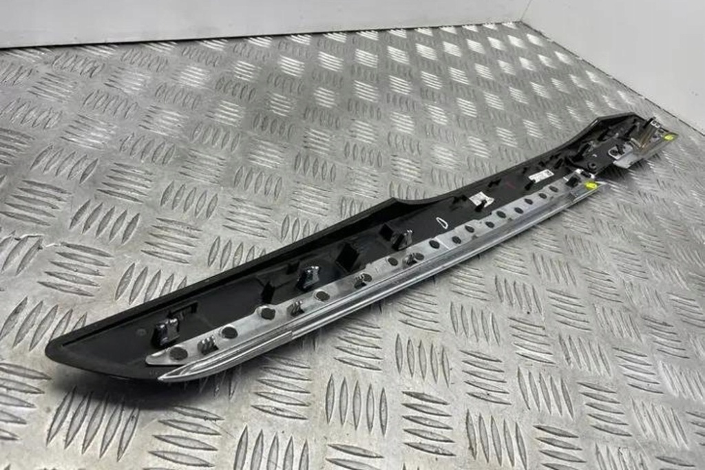 фото №10, Молдинг декоративная приборная панель bmw 7 f01, f02 9115576 3.0l дизель 180kw 2010