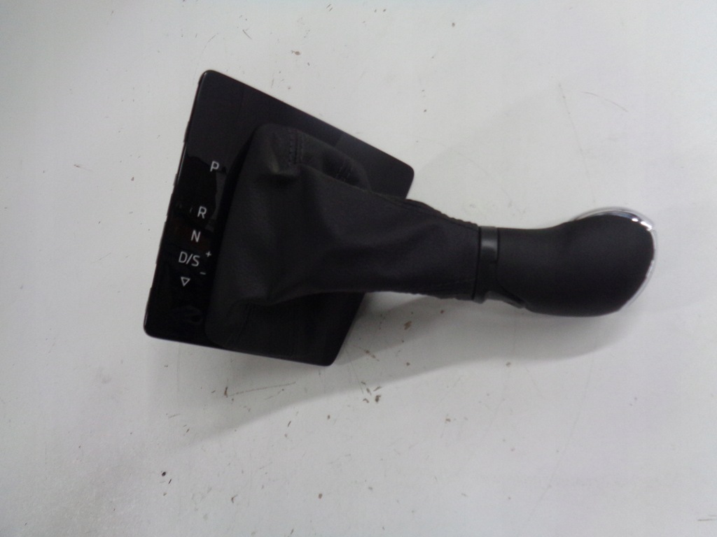 фото №1, Skoda kamiq skala чехол рамка ручка dsg