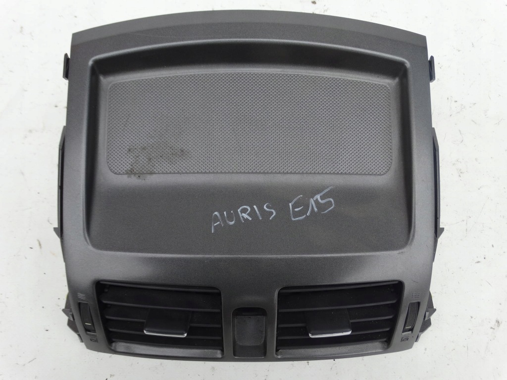 фото №1, Решётка средняя обдув toyota auris e15 i
