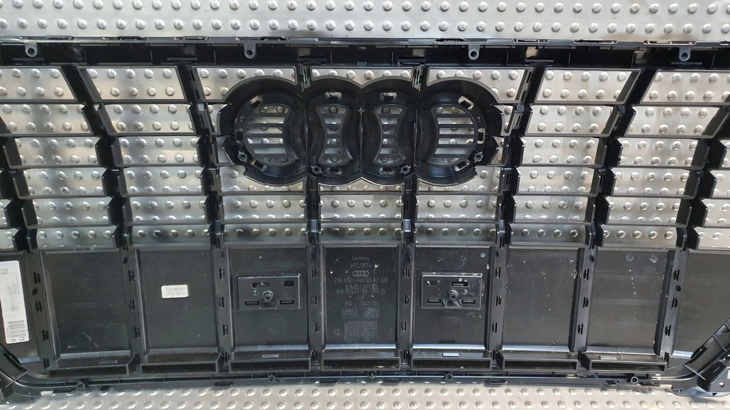 фото №14, Решітка радіатора решітка радіатора audi q3 ii 83a853651f 83a853651e s-line black 18-