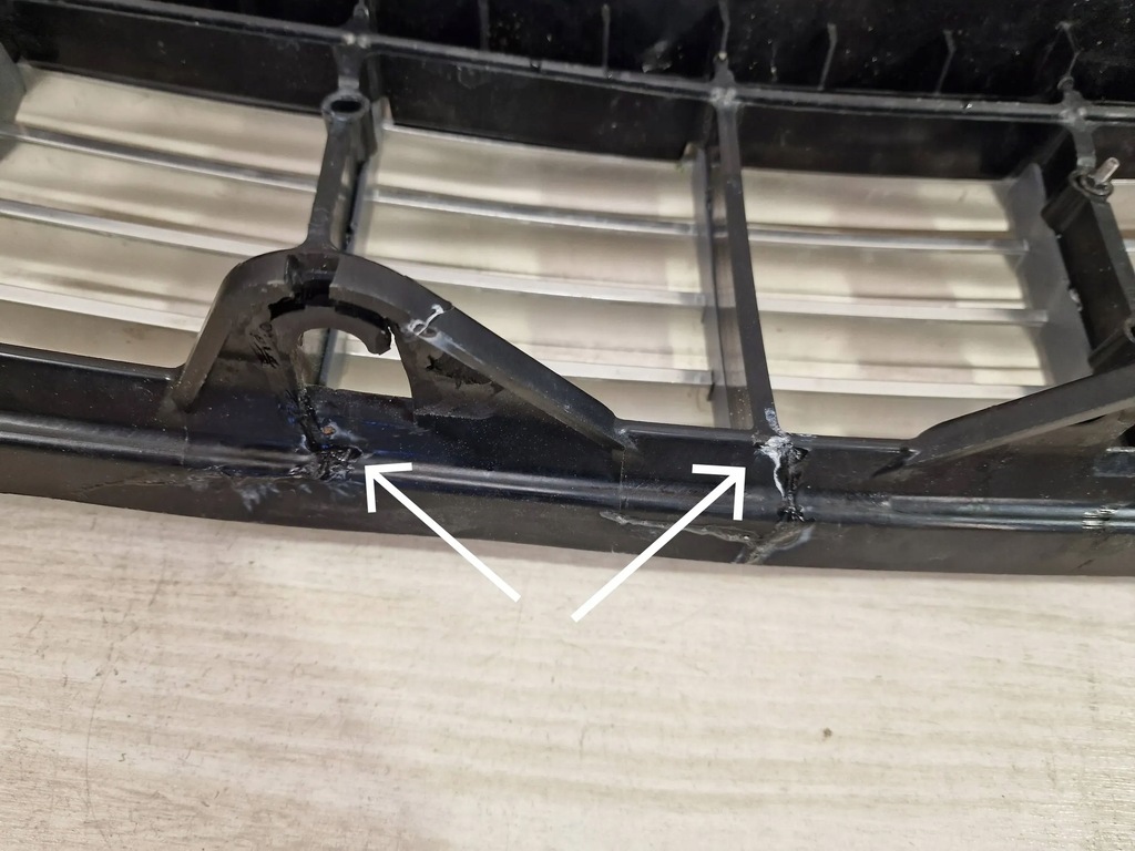 фото №9, Aston martin db9 решётка радиатора радиатора