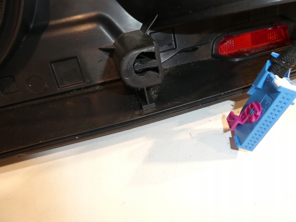 Sharan alhambra обивка левая передняя 7n1867011 Недорого