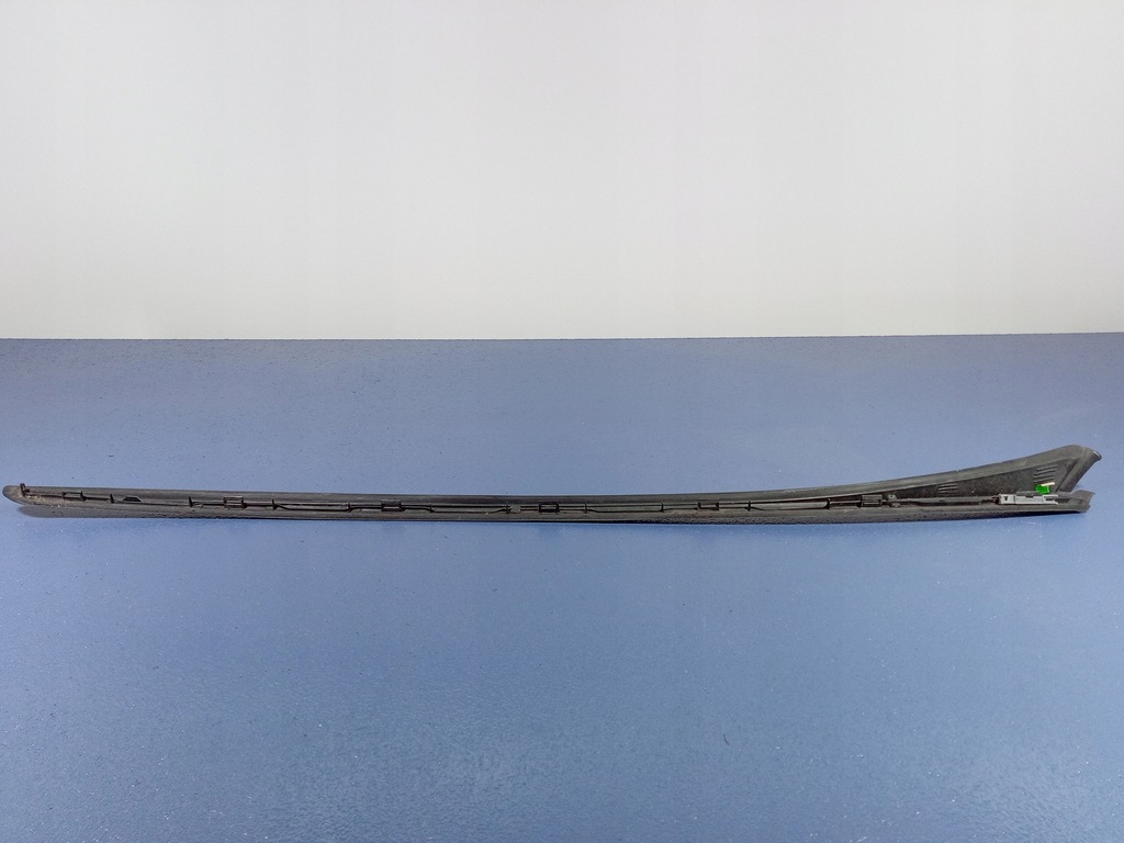 фото №5, Peugeot 3008 i молдинг стекло лобовое левая kps