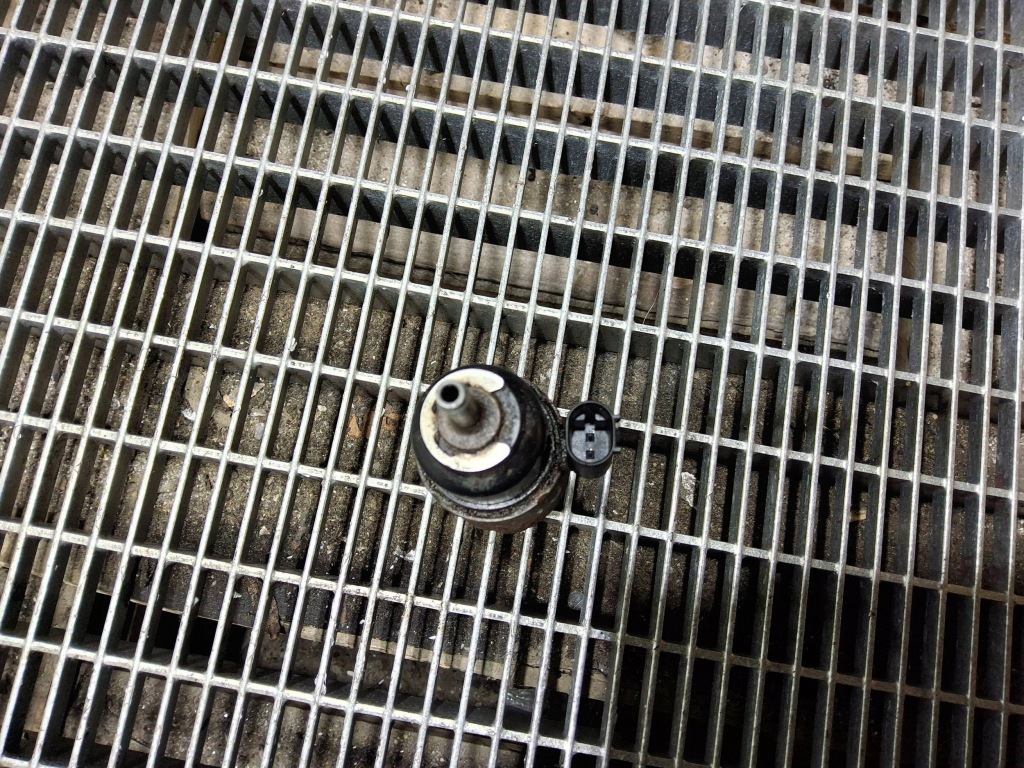 Land rover range rover sport l320 2011 помпа пального webasto Оригінал