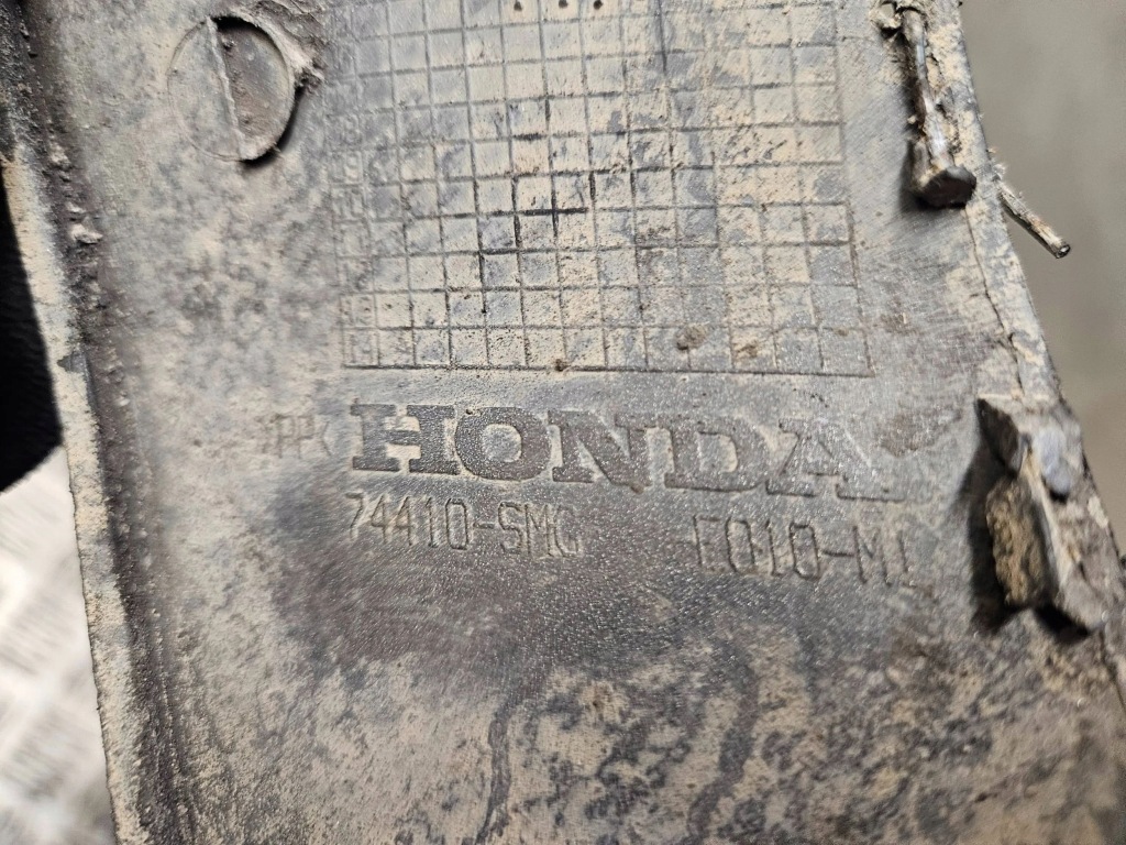 фото №7, Honda civic 2006 задняя сторона правая молдинг крыла заднего