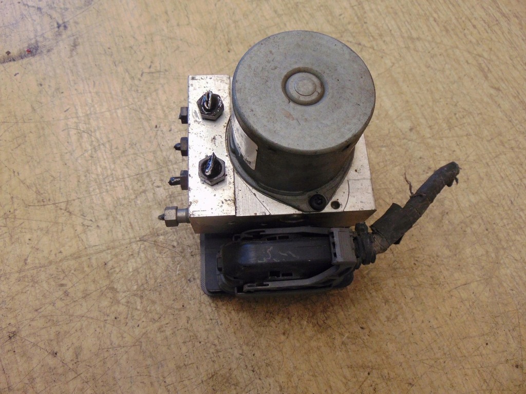 фото №5, Насос abs hyundai i20 1.2 lift 1j589-30800