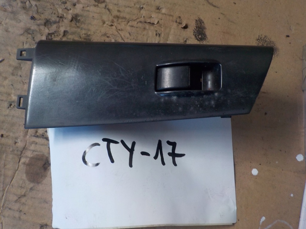 фото №1, Toyota corolla d4d перемикач вікон пасажира