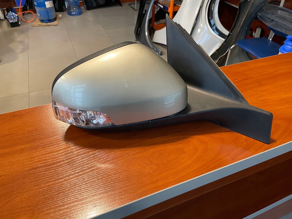 фото №1, Зеркало правое volvo s80 v70 6 трубопровод