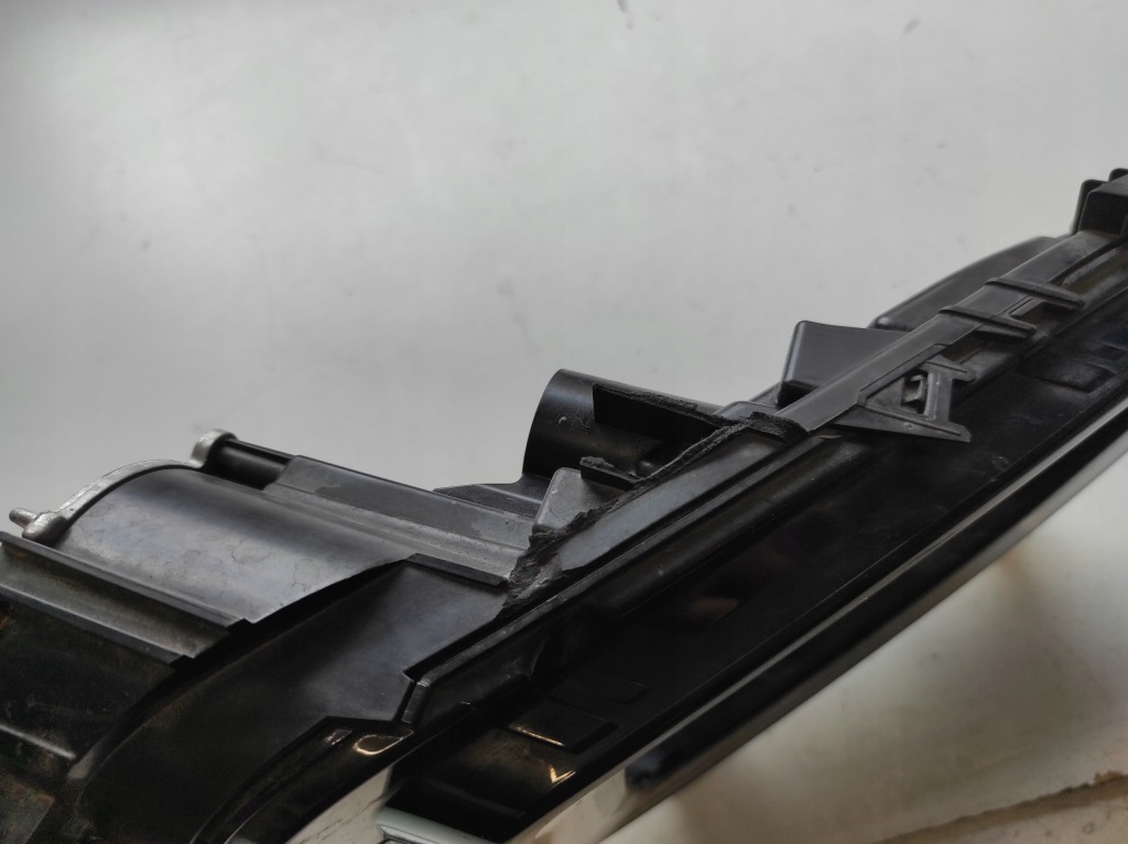 фото №3, Vw t-roc 17- противотуманная фара правый led drl 2ga941056