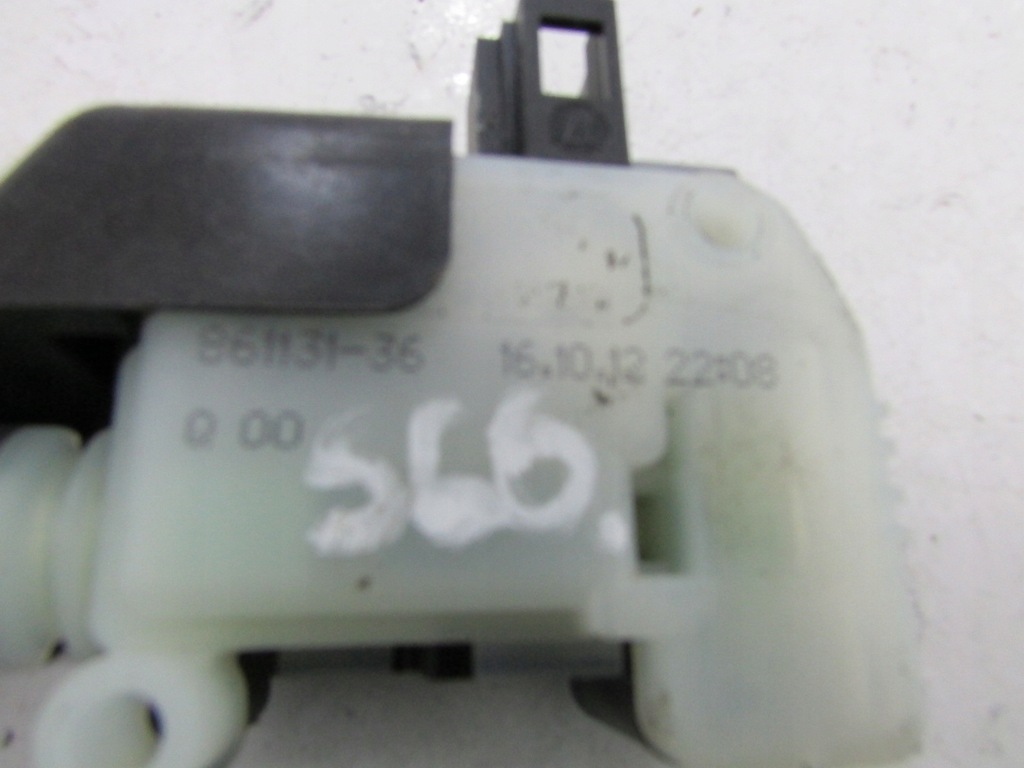 фото №5, Volvo s60 ii привід кришка пального 86113136