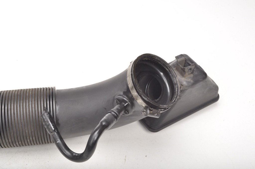 Porsche 986 2.7 труба воздухозаборник воздуха 99611022900 Недорого