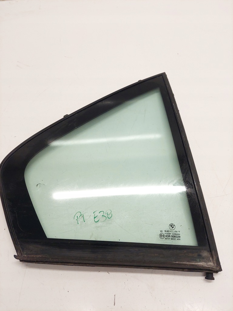 фото №1, Скло правий задня трикутник подвійний атермічне bmw e38